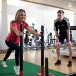 How to Train at a Gym With a Personal Trainer