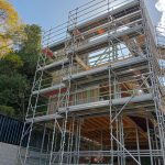 Scaffold Choices: Aluminium vs. Steel for Your Project