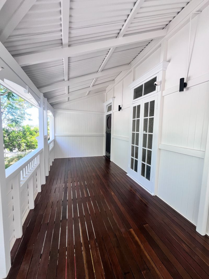 Queenslander Balcony Painting